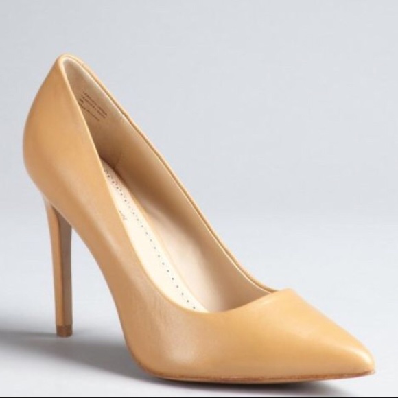 camel pumps leather